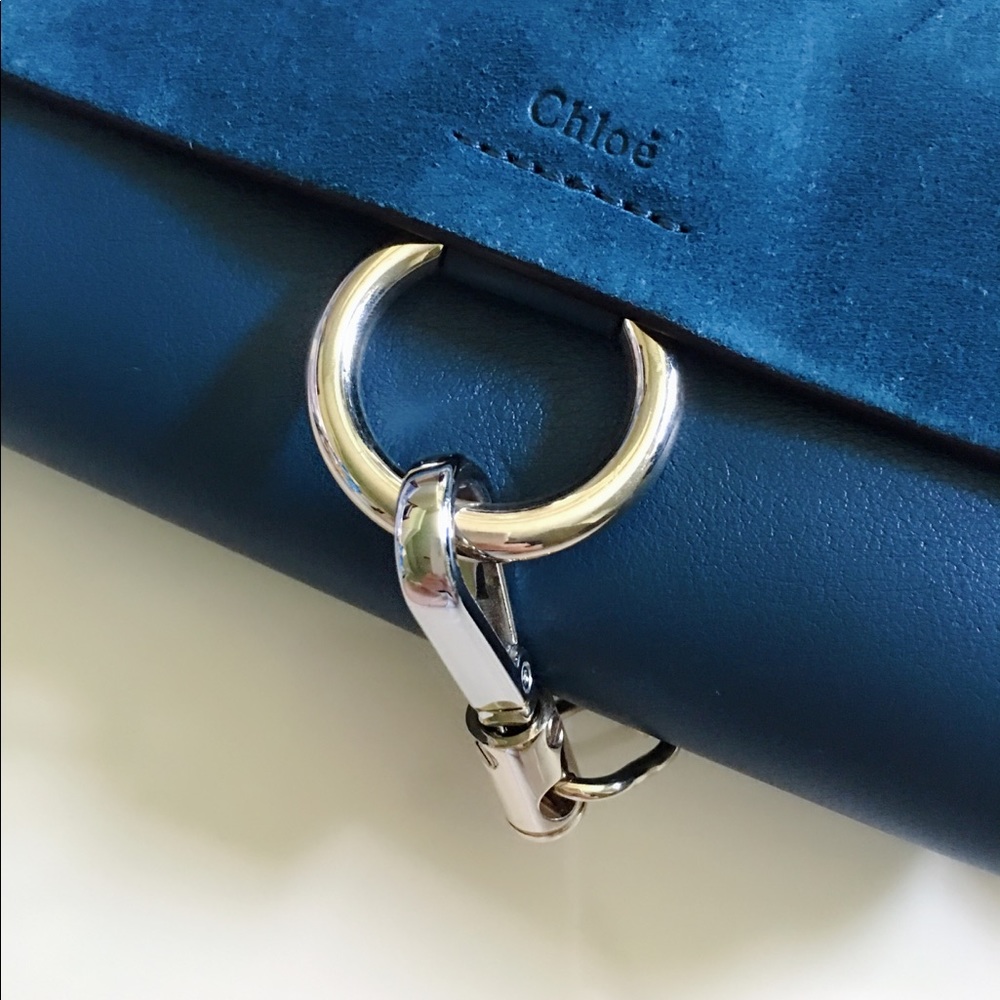 🚫SOLD🚫🌷NWT Chloe Faye Wallet on Strap - Picture 4 of 5